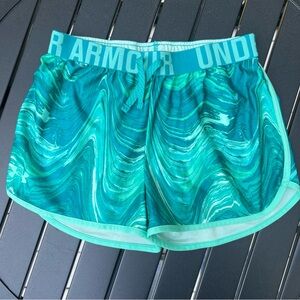 Under Armour Youth Large Shorts